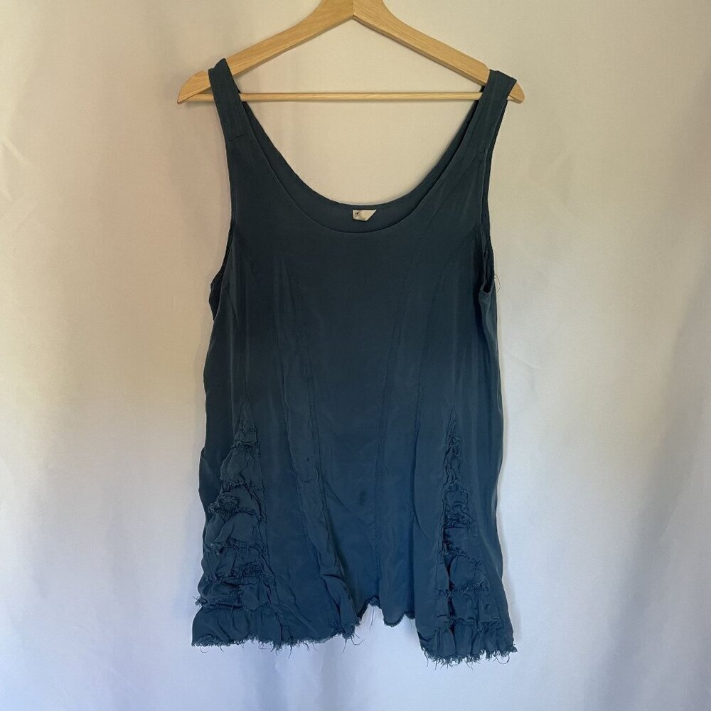 Intimately Free People blue flowy top comfortable women's size medium rayon